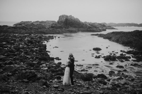 passionate-and-personal-tofino-beach-elopement-43