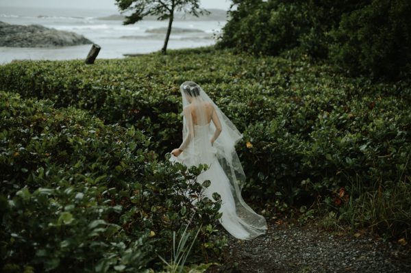 passionate-and-personal-tofino-beach-elopement-7