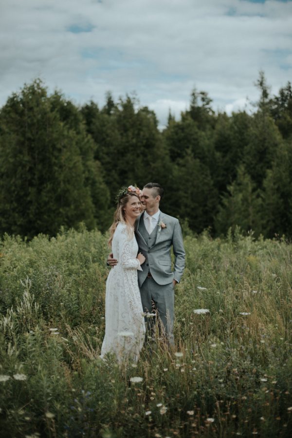 Intimate outdoor wedding at South Pond Farm by Daring Wanderer // www.daringwanderer.com