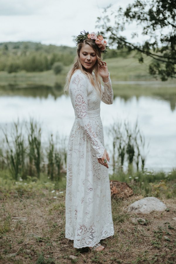 Intimate outdoor wedding at South Pond Farm by Daring Wanderer // www.daringwanderer.com