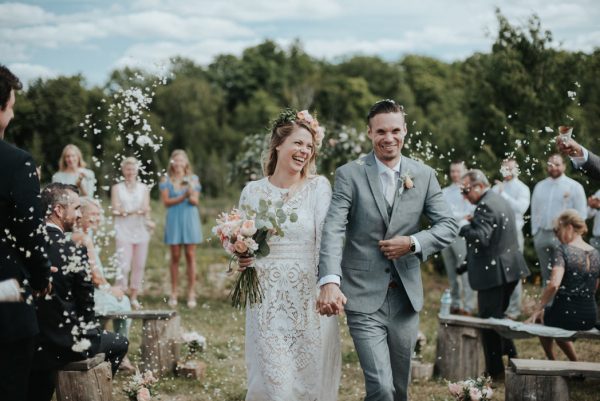 Bohemian South Pond Farms Wedding by Daring Wanderer // www.daringwanderer.com