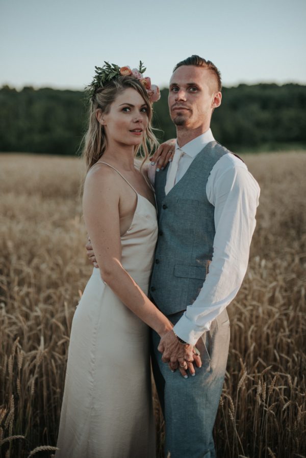 Intimate outdoor wedding at South Pond Farm by Daring Wanderer // www.daringwanderer.com