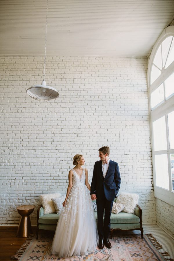 sweet-pastel-texas-wedding-at-one-eleven-east-14