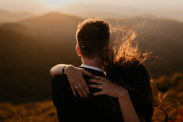 this-asheville-engagement-has-sunset-views-and-plenty-of-snuggles-22