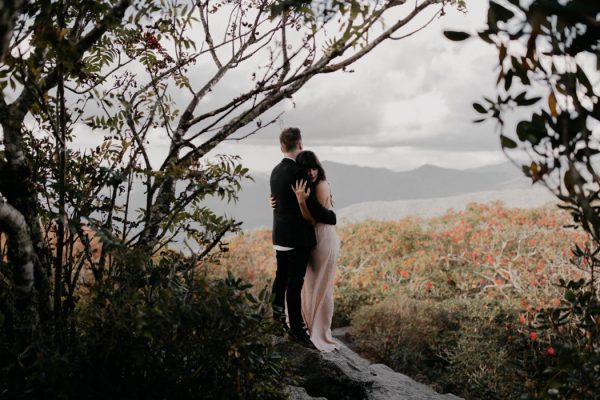this-asheville-engagement-has-sunset-views-and-plenty-of-snuggles-31