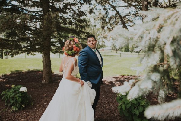 this-backyard-fiesta-wedding-took-notes-from-frida-kahlos-style-13