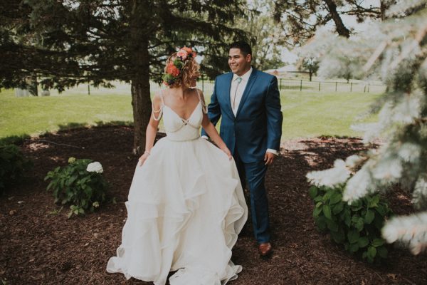 this-backyard-fiesta-wedding-took-notes-from-frida-kahlos-style-14