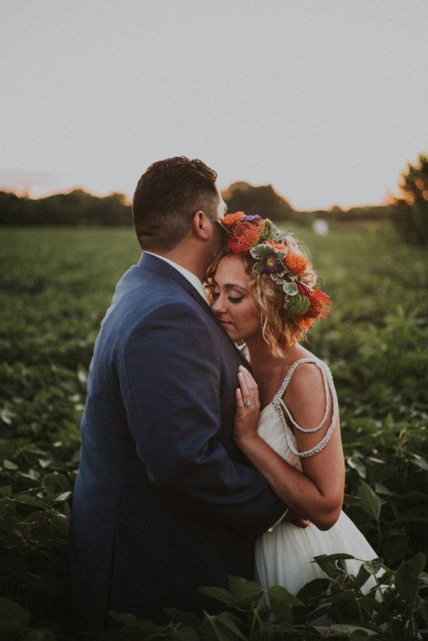 this-backyard-fiesta-wedding-took-notes-from-frida-kahlos-style-34