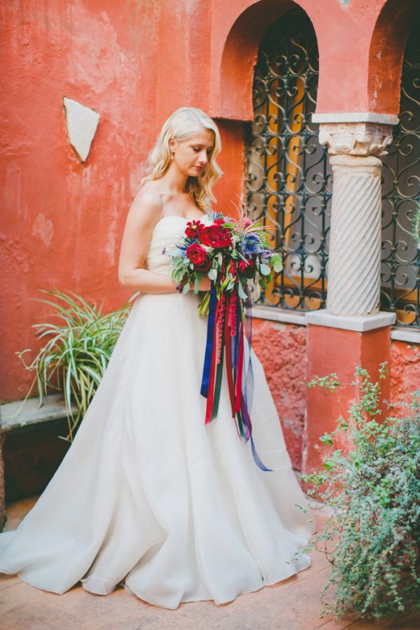 vibrant-capri-elopement-at-villa-damecuta-28