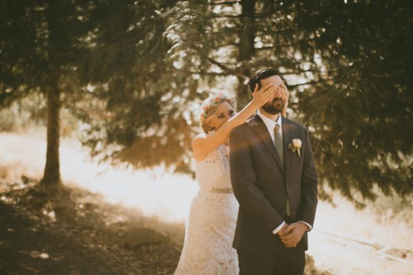 whimsical-diy-wedding-at-yosemite-bug-rustic-mountain-resort-8