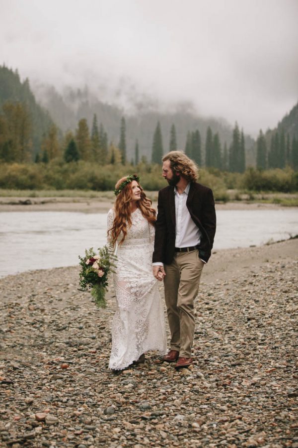 diy-forest-wedding-at-begbie-falls-in-british-columbia-kelly-brown-photography-25