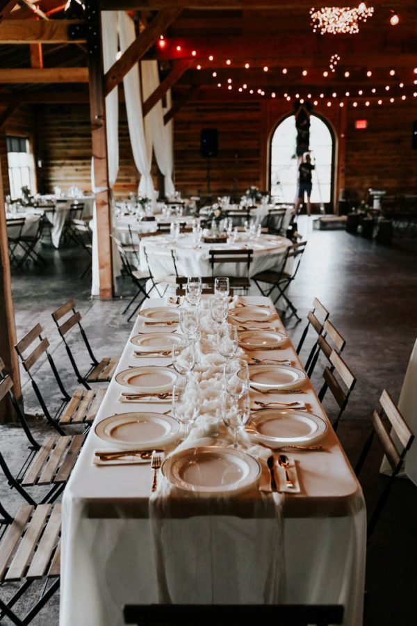 dreamy-oklahoma-barn-wedding-at-rosemary-ridge-melissa-marshall-photography-11