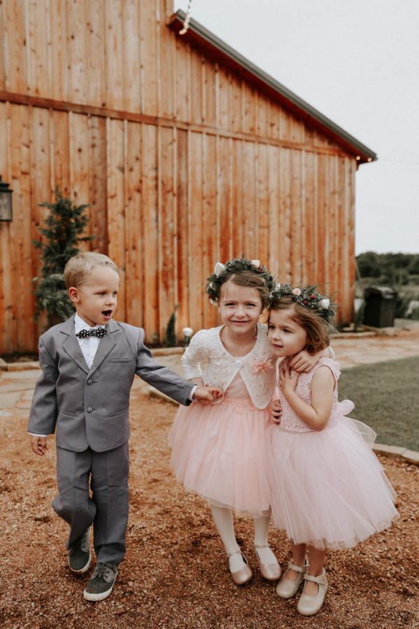 dreamy-oklahoma-barn-wedding-at-rosemary-ridge-melissa-marshall-photography-23