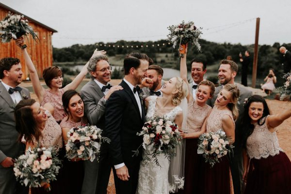 dreamy-oklahoma-barn-wedding-at-rosemary-ridge-melissa-marshall-photography-24