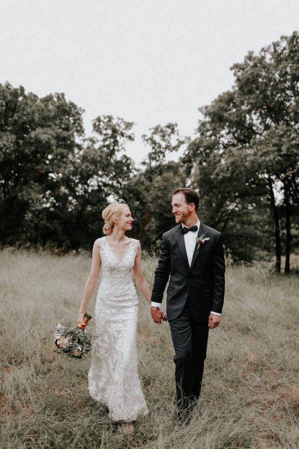 dreamy-oklahoma-barn-wedding-at-rosemary-ridge-melissa-marshall-photography-44