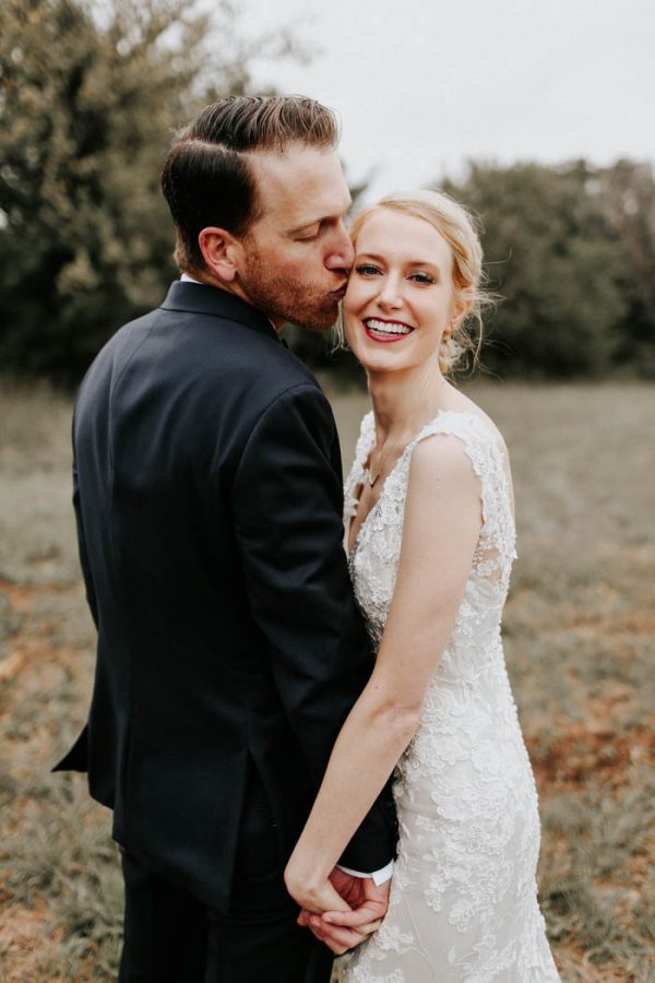 dreamy-oklahoma-barn-wedding-at-rosemary-ridge-melissa-marshall-photography-49