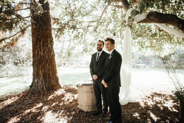 glitzy-rustic-diy-wedding-in-oxnard-california-hanna-photography-55