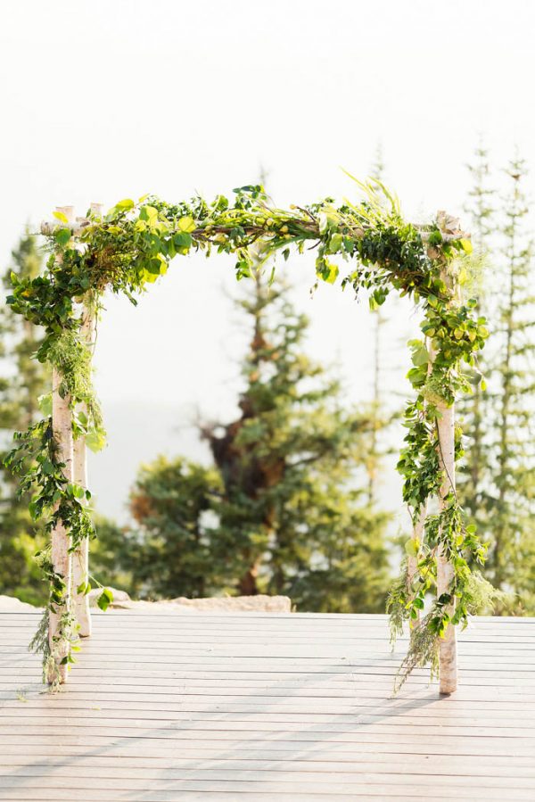 this-elegant-aspen-wedding-at-the-little-nell-has-the-most-breathtaking-backdrop-adonye-jaja-photography-15