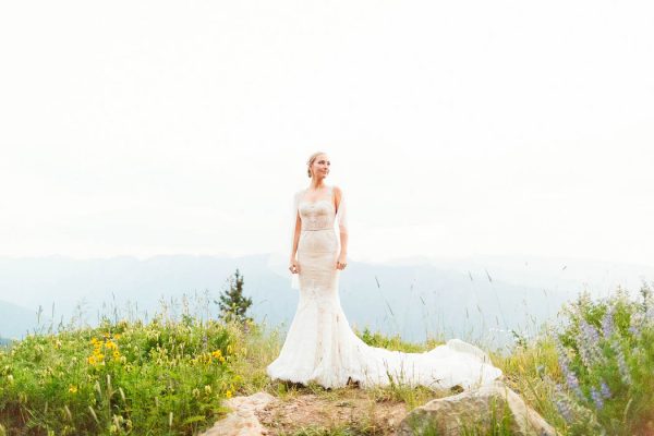 this-elegant-aspen-wedding-at-the-little-nell-has-the-most-breathtaking-backdrop-adonye-jaja-photography-60