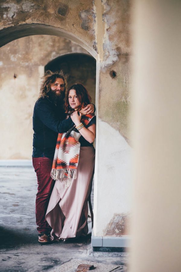 were-obsessed-with-the-bohemian-vibes-in-this-southsea-beach-engagement-hayley-savage-photography-15