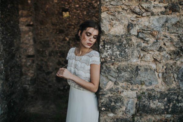 wild-wedding-inspiration-in-portuguese-castle-ruins-my-fancy-wedding-17