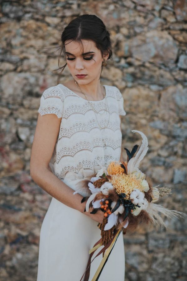 wild-wedding-inspiration-in-portuguese-castle-ruins-my-fancy-wedding-43