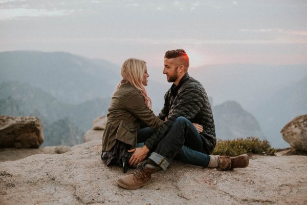 youll-love-the-epic-cuddles-in-this-yosemite-engagement-session-marcela-pulido-photography-39