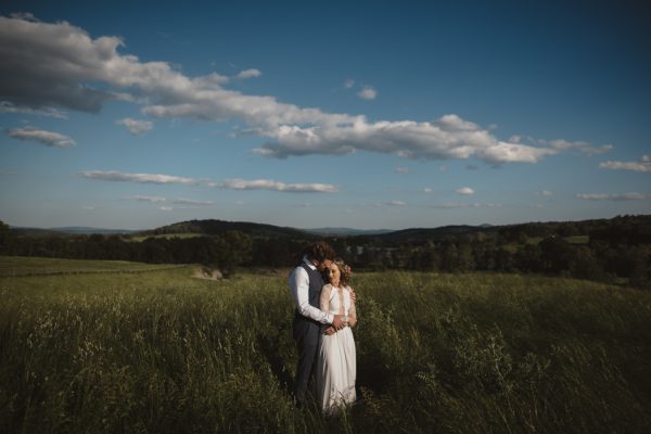 backyard-elopement-in-the-virginia-countryside-12