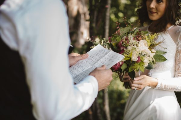 backyard-elopement-in-the-virginia-countryside-23