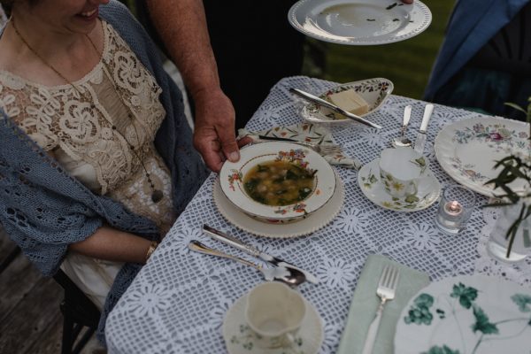 casual-and-intimate-ontario-wedding-at-ainslie-wood-conservation-area-38