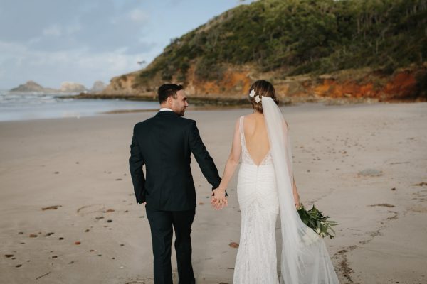 chic-barn-wedding-at-graciosa-byron-bay-30