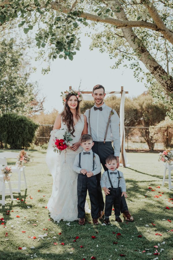 dreamy-rustic-australian-wedding-old-broadwater-farm-15