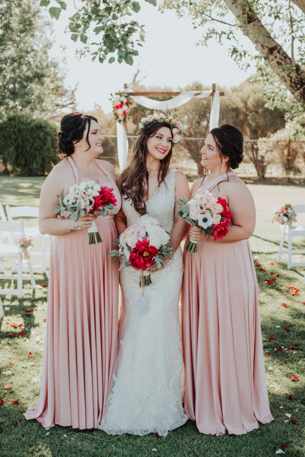 dreamy-rustic-australian-wedding-old-broadwater-farm-16