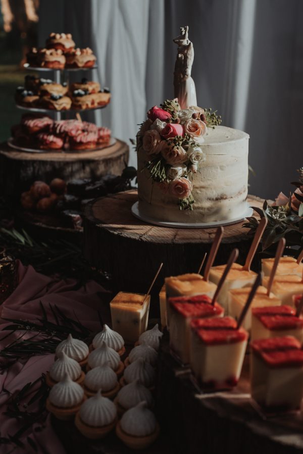 dreamy-rustic-australian-wedding-old-broadwater-farm-34