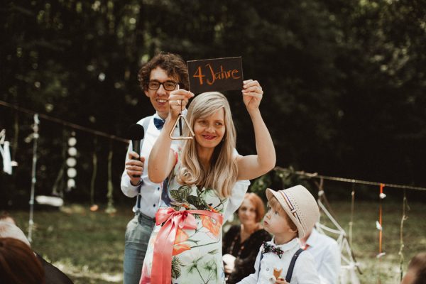 eccentric-netherlands-festival-wedding-at-paviljoen-het-buitenhuis-30