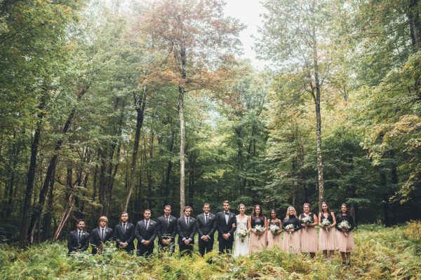 glamorous-upstate-new-york-barn-wedding-at-handsome-hollow-20