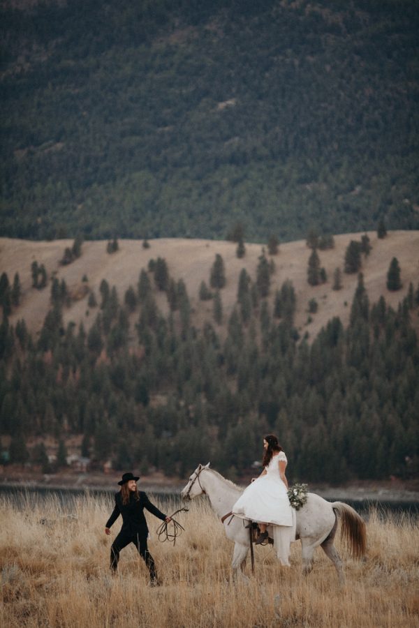 heartfelt-oregon-wedding-at-wallowa-lake-53