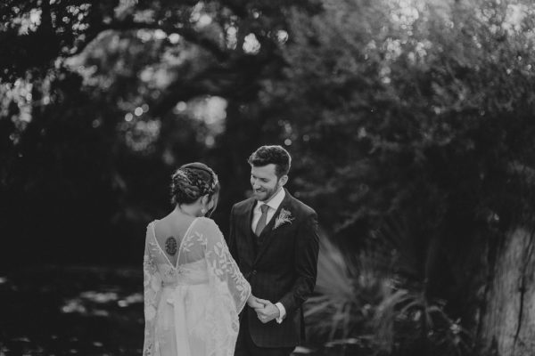 louisiana-swamp-wedding-at-sticks-and-stones-bayou-retreat-14