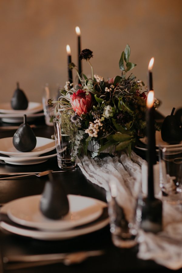 Edgy Luxe- Dark And Moody Wedding Styling ⋆ Unconventional Wedding