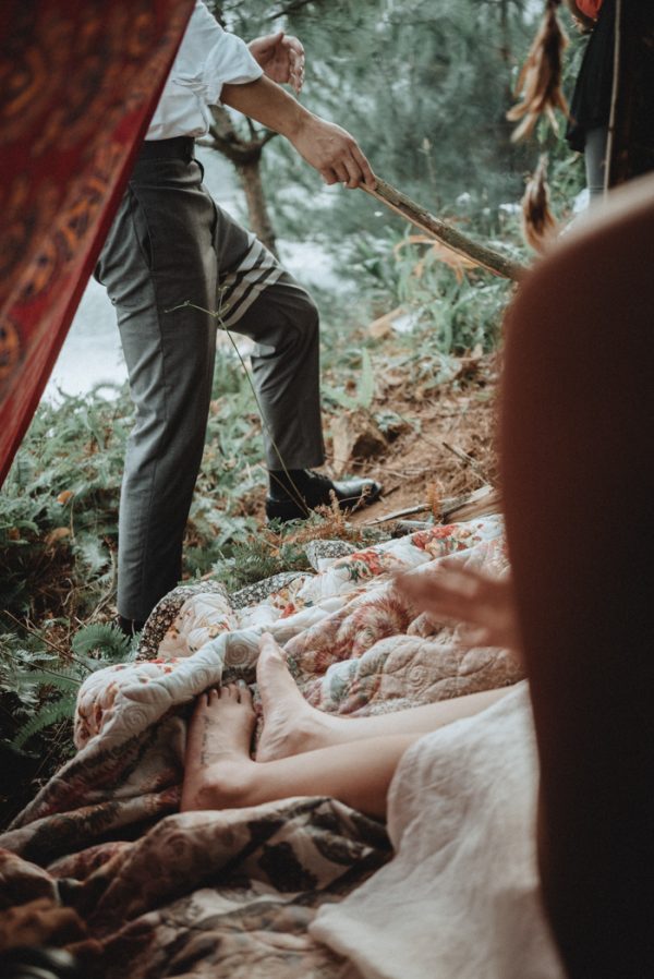 remote-and-rustic-vietnamese-elopement-at-nui-ham-lon-13