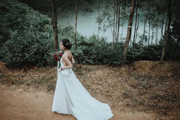 remote-and-rustic-vietnamese-elopement-at-nui-ham-lon-27