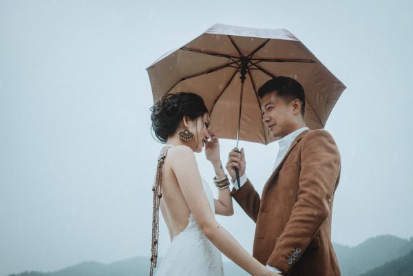 remote-and-rustic-vietnamese-elopement-at-nui-ham-lon-30