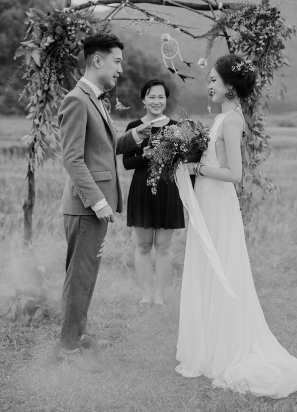 remote-and-rustic-vietnamese-elopement-at-nui-ham-lon-38