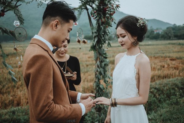 remote-and-rustic-vietnamese-elopement-at-nui-ham-lon-39