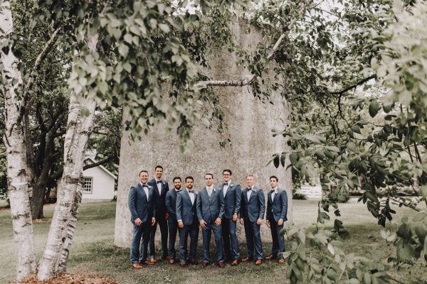 romantic-and-rustic-minnesota-wedding-at-mayowood-stone-barn-11