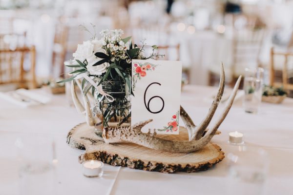 romantic-and-rustic-minnesota-wedding-at-mayowood-stone-barn-23