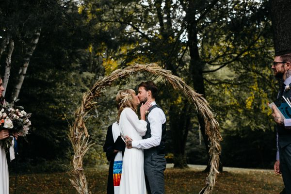 scandinavian-fairy-tale-wedding-at-foxfire-mountain-house-9