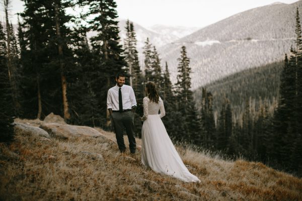 snowy-mountain-elopement-in-estes-park-12