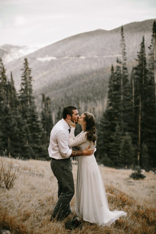 snowy-mountain-elopement-in-estes-park-18