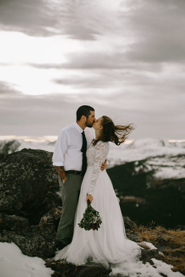 snowy-mountain-elopement-in-estes-park-25